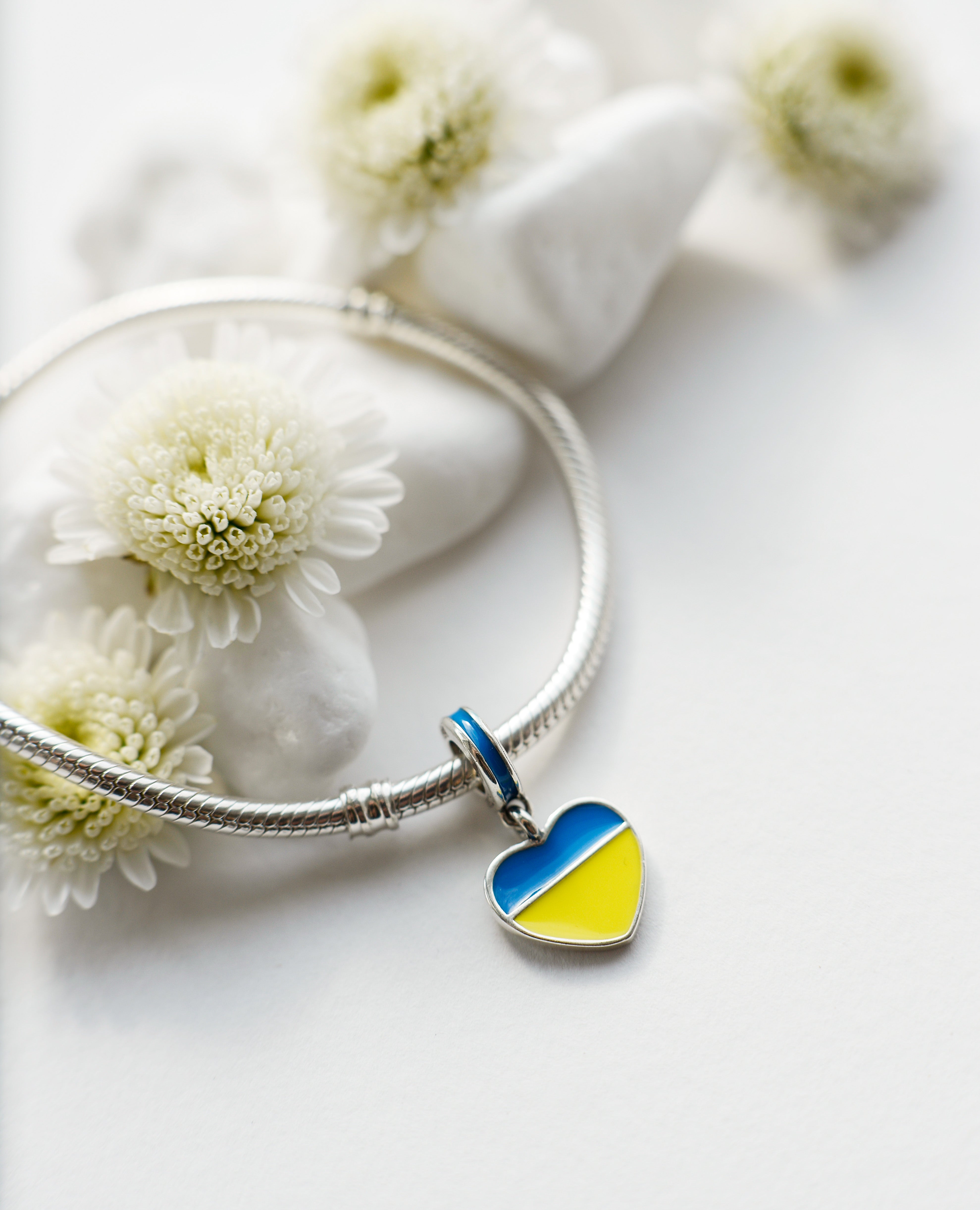 The Story behind a Sapphire Jewellery Brand: Bridging Canada and Ukraine