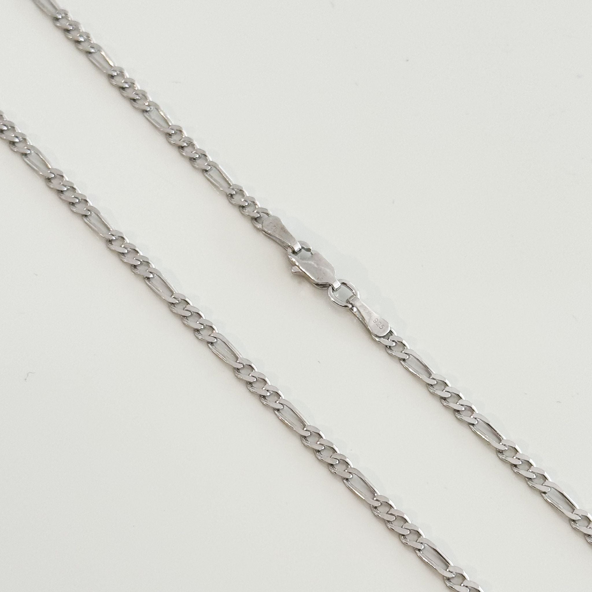 925 Sterling Silver Chain Plated with Rhodium – Sapphire