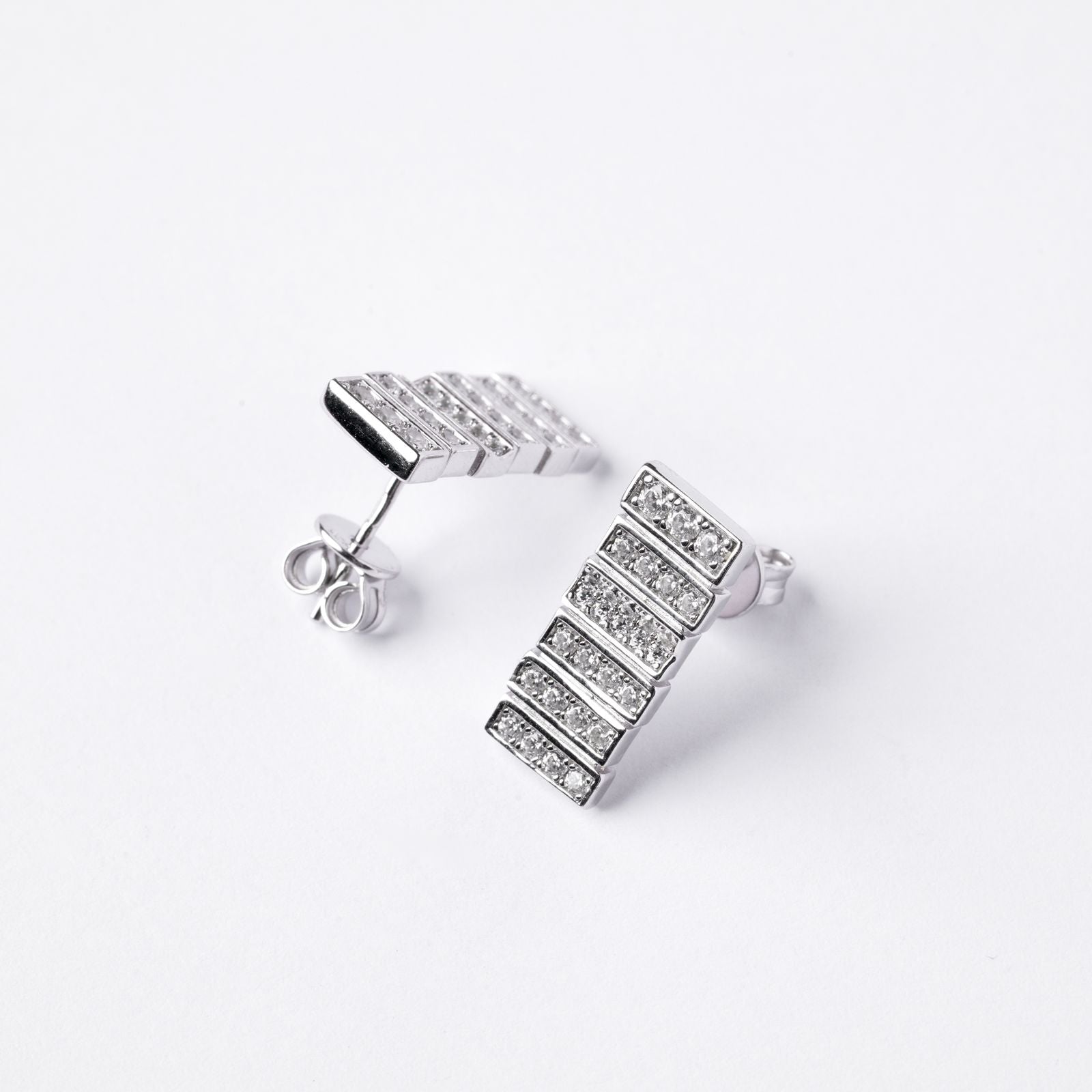 925 Sterling Silver Stud Earrings with Cubic Zirconia – Sapphire