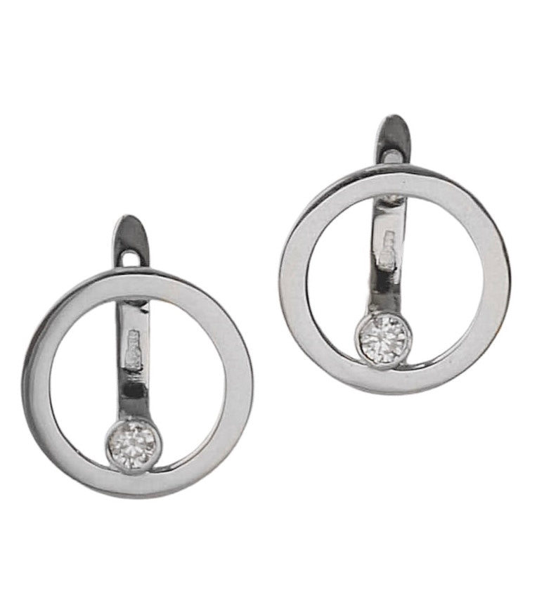 Lever back earrings in 14K white gold decorated with diamond-cut zirconium.