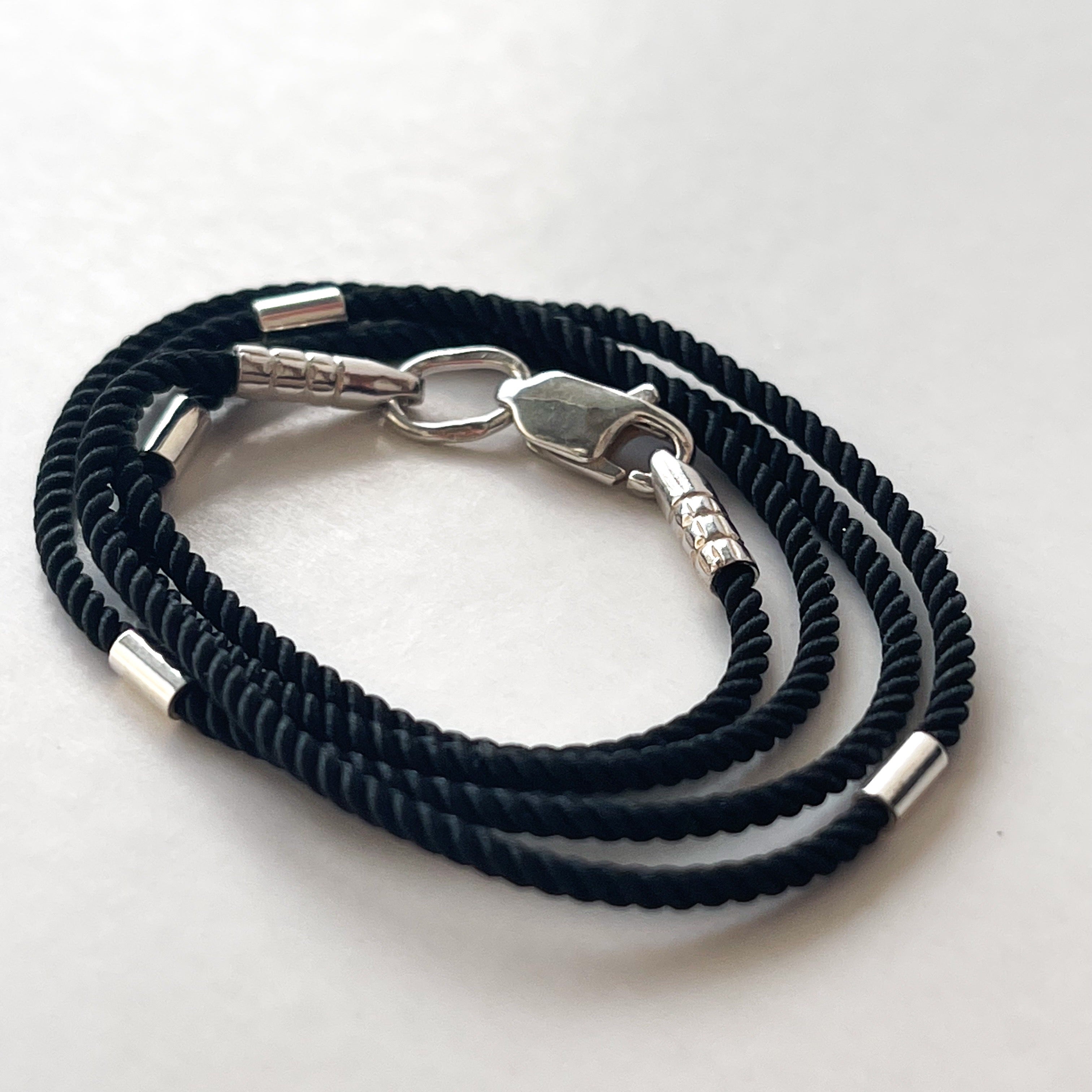 Tie bracelet with drop padlock medal Sterling Silver
